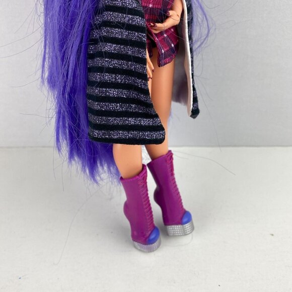 LOL Surprise OMG Shadow Winter Disco Doll Purple Pink Lace Up Shoes Kids Toy - Picture 4 of 6
